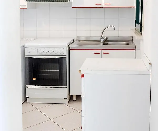 Se008 - Senigallia, Bilocale Sul Mare Con Spiaggia *