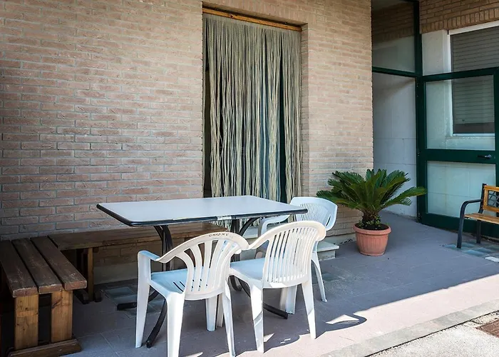 Se008 - Senigallia, Bilocale Sul Mare Con Spiaggia